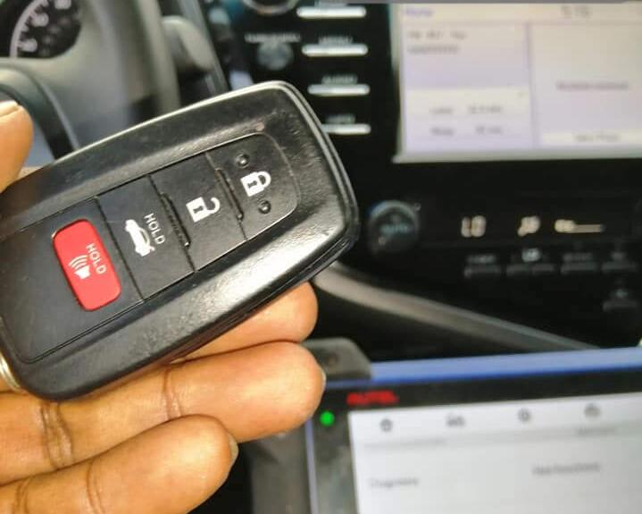 Autel MaxiIM IM608 program a Keyless to Toyota Camry 2019 success